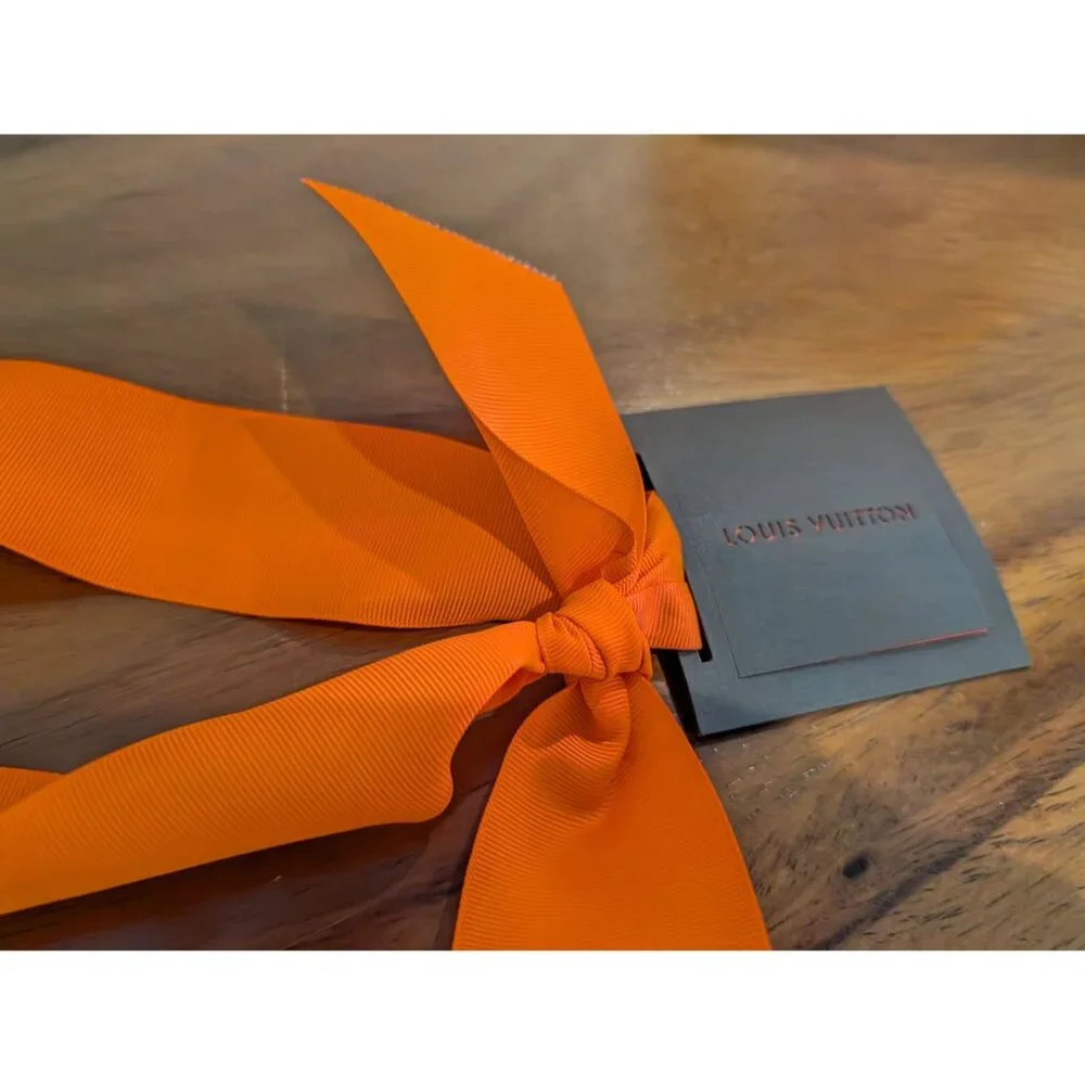 Louis Vuitton Orange Ribbon With Gift Card 44-48